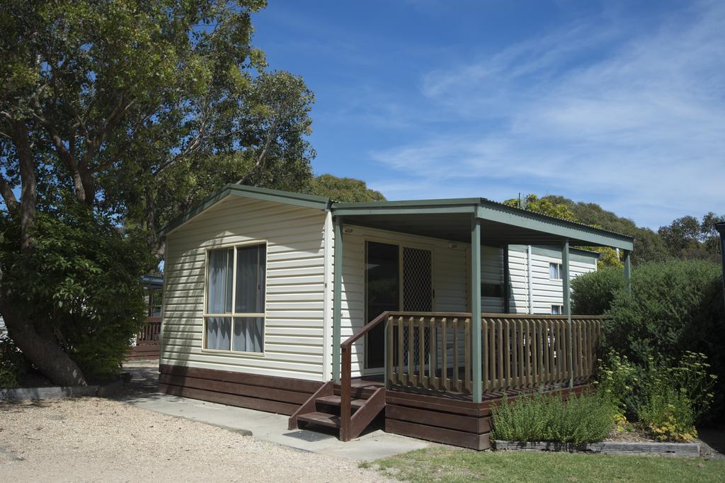 The Lakes Beachfront Holiday Park Lake Tyers Beach Exterior photo