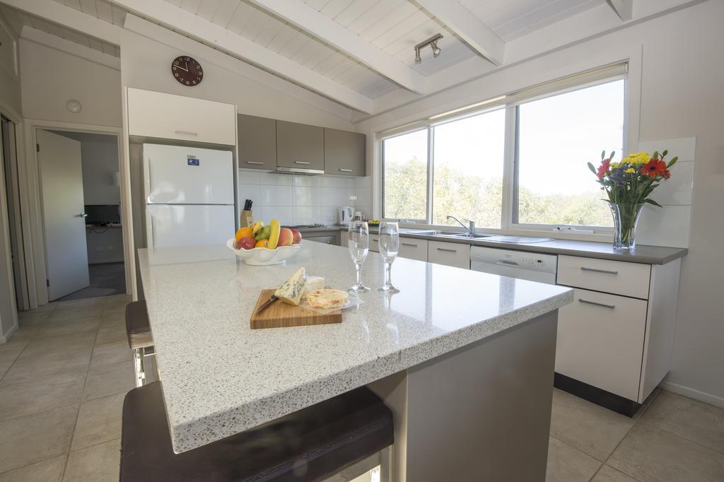 The Lakes Beachfront Holiday Park Lake Tyers Beach Exterior photo